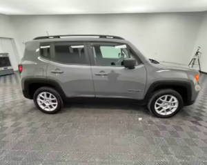 LISTO PARA ENVIAR: Jeep Renegade Sport 4WD 2022, Usado, Perfectamente Limpio, con Asientos de Cuero, Cámara Trasera, Volante a la Izquierda - Product Image 2