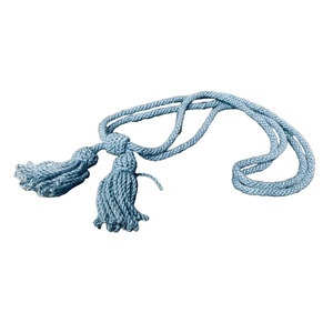 Nouveaux cordons pour chapeaux avec tressage détaillé et cordons de qualité supérieure pour les défilés et la présentation - Product Image 1