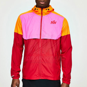 Chaqueta cortavientos moderna con diseño elegante y tela transpirable para actividades deportivas y uso diario. - Product Image 5