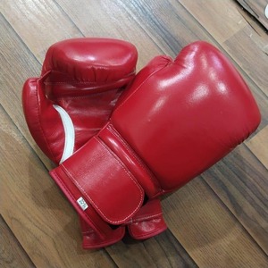 OEM Latest Model Professional Boxing Sparring <b>Gloves</b> Red Genuine Leather Lightweight Non-Slip Hand Grips Customizable Name - Product Image 4