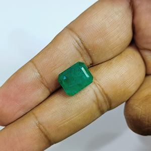 มรกตสีเขียวทรงแปดเหลี่ยม 6.39 กะรัต จากแซมเบีย พลอยหลวม ETSG-332 - Product Image 1