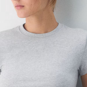 Camiseta de Manga Corta, Moderna, Cómoda, de Algodón, Informal, Diseño Moderno, Ropa al por Mayor para Mujer, Precio de Fábrica Económico - Product Image 2