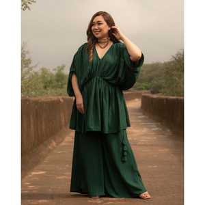 Ensemble haut en velours côtelé vert forêt pour femme, taille XS, respirant, manches trois-quarts, avec design unique de l'ensemble en velours côtelé - Product Image 5