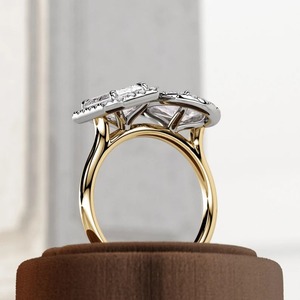 Anillo de Dos Piedras con Diamantes Cultivados en Laboratorio, Corte Esmeralda y Corte Pera, Diseño Premium Halo, 1.5 Quilates, Oro 14k/18k, Moderno, para Compromiso o Boda - Product Image 6