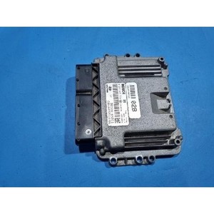 Porter Usó ECUs y Módulos de Computación 391044A311 - Product Image 6
