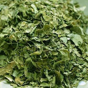 Feuilles de Moringa Oleifera séchées de haute qualité pour les infusions à base de plantes, les aliments fonctionnels et les applications de soins de santé naturels - Product Image 5