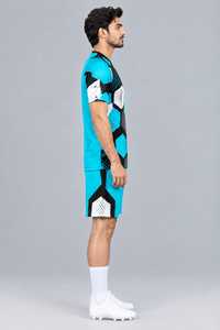ชุดเสื้อฟุตบอลสำหรับทีมสโมสร แบบสั่งทำพิเศษ ระบายอากาศได้ดี แห้งเร็ว พิมพ์ลายแบบซับลิเมชั่น ผลิตจากโพลีเอสเตอร์ พร้อมกางเกงขาสั้น - Product Image 2