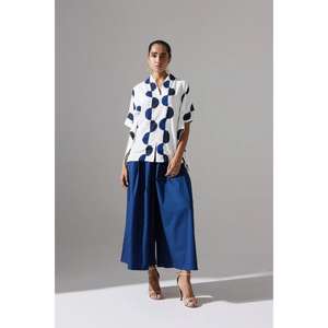 Ensemble élégant pour femmes : chemisier imprimé et pantalon palazzo à jambes larges - Product Image 1