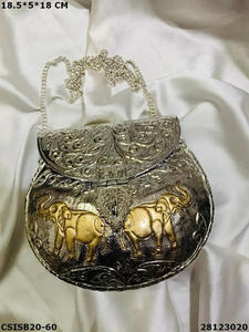 Hot Selling <b>Ladies</b> Clutch <b>Bag</b> Antique Brass Luxury Crafts Latest Design Women's <b>Messenger</b> Purse Daily Use Wholesale Price - Product Image 5