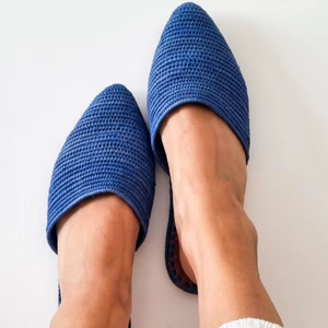 Mules en raphia faites à la main : pantoufles en cuir marocain - Product Image 1