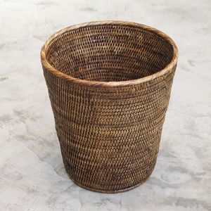 Eco Friendly Rattan Waste <b>Bin</b> With <b>Lid</b> For Bedroom Office Hotel And Home Decorative Trash Storage Solution - Product Image 5