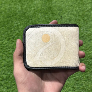 Portefeuille en cuir de vachette de luxe pour homme, fin et fait main, avec porte-cartes en cuir et finition artisanale haut de gamme - Product Image 1