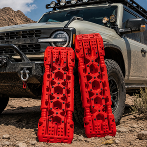 Tablas de Tracción Resistentes para Recuperación Todoterreno 4x4, Plataformas Portátiles de Escape para Autos, SUV y Jeeps, para Rescate en Lodo, Arena y Nieve - Product Image 4
