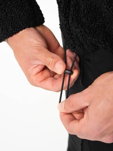 Sudaderas Negras de Algodón/Poliéster, Resistentes a las Arrugas, Estilo Urbano, Impresión Digital, Fabricante de Ropa Personalizada - Product Image 6