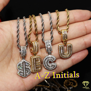 Pendentif Alphabet Personnalisé avec Pierres Baguette Moissanite Diamant Bijoux Streetwear - Product Image 3