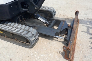 La Mejor Oferta al Precio Más Bajo: Mini Excavadora E42 de Bajo Consumo, Excavadora de Orugas EPA Lista para Enviar - Product Image 5