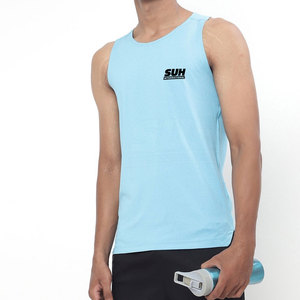 เสื้อกล้ามออกกำลังกายผู้ชายสั่งทำพิเศษ เสื้อผ้าสำหรับยิม ระบายอากาศ แห้งเร็ว ผ้าถัก 100% คอตตอน เป็นมิตรกับสิ่งแวดล้อม ผลิตในปากีสถาน - Product Image 1