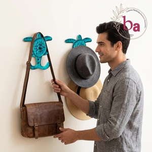 Crochet mural Ba Turtle en métal vieilli Aqua, 2 crochets, design animal original - Product Image 2