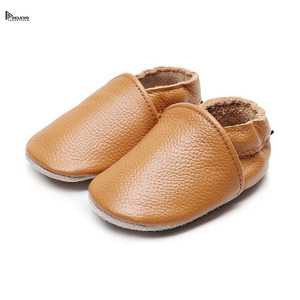 Zapatos de cuero para bebé al por mayor, suela blanda para primeros pasos, suela flexible, OEM - Product Image 3