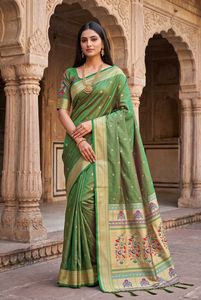 Sari en soie bleue douce et lustrée, style Paithani, sari tissé Zari, style Banarasi, pour les mariages et les fêtes, pour femmes. - Product Image 3