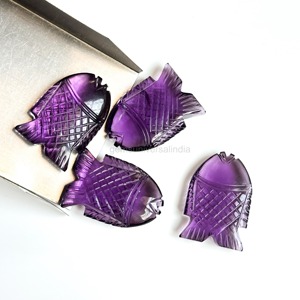 Pendentif en améthyste violette naturelle en forme de poisson, 30mm x 20mm, sculpté à la main, pierre précieuse en vrac, breloque poisson en cristal, vente en gros pour la fabrication de bijoux - Product Image 6