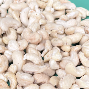 <b>Hot</b> Sale Cashew WS180 Cashew Nuts Bulk Cashew Nuts Private Label Packaging Available Santigo - Product Image 1