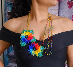 SUPER SOLDE : Collier vintage perlé Huichol avec marguerites Gerbera pour anniversaire, Noël, mariage - Product Image 4