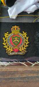 Patch en feutre non tissé noir brodé en 3D avec motif d'aigle doré et d'ancre pour sacs - Product Image 4