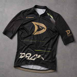 Maillot de Ciclismo de Lujo Personalizado OEM, Sublimado, Corte Aerodinámico, para Bicicleta de Carretera, con Paneles de Malla Reflectantes y Bolsillos Traseros - Product Image 1