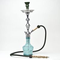 Chicha en métal de style antique pour une décoration de fumée traditionnelle, avec un artisanat élégant fait main et un charme vintage