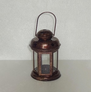Lanterne à bougie en métal orange, dôme rond, poignée en fil métallique, découpe étoile, panneau en verre transparent, décoration de centre de table - Product Image 6