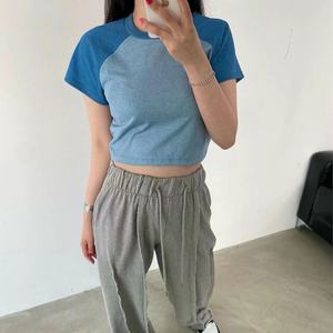 Camiseta Corta de Algodón para Mujer, Estilo Baby Tee, Ajustada, con Logotipo Personalizado, Manga Corta, Informal, Estilo Urbano, Raglan - Product Image 2