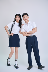Chemise d'uniforme scolaire unisexe à manches courtes FMF pour l'école primaire vietnamienne - 80% polyester, 15% rayonne, 5% élasthanne (Blanc et Bleu marine) - Product Image 3
