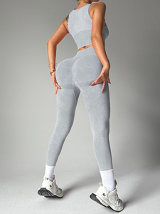 2-Piece Solid Breathable Gym Yoga Wear Set Sports <b>Bra</b> High Waist Leggings 100% Squat Proof Seamless Design Custom Logo - Product Image 3