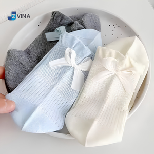 Chaussettes courtes pour femmes JZVINA, grises, en coton et fibre de bambou, respirantes, élégantes, avec nœud décoratif, pour un usage quotidien, chaussettes tricotées pour le printemps - Product Image 2