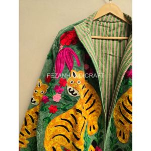 Blazer de terciopelo verde bordado con estampado de tigre y flores, cuello mandarín, chaqueta de mujer con botonadura sencilla, ropa de primavera - Product Image 4