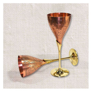 Gobelet à vin en laiton durable avec logo personnalisé OEM, fait main, capacité 500 ml, style moderne et artistique unique pour les acheteurs mondiaux - Product Image 2