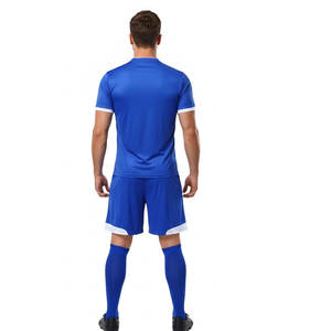 Uniforme de Fútbol para Equipos, Uniforme de Fútbol de Alta Calidad, Uniforme de Fútbol con Color Personalizado, 100% Poliéster, Hecho en Pakistán - Product Image 2