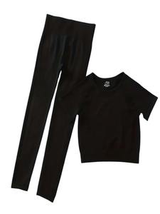 Ensemble de yoga fitness haut de gamme, tenue d'entraînement haute performance, vêtements de sport respirants et extensibles - Product Image 3