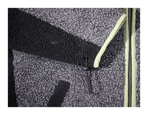 Veste universitaire noire unisexe de qualité supérieure avec poches multi-zippées, laine épaisse, coton épais, col montant, saison d'hiver, vente en gros appropriée - Product Image 6