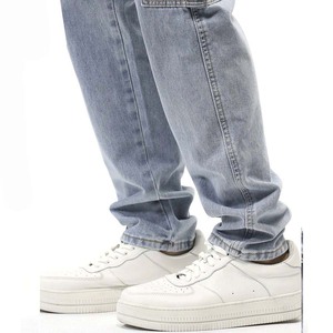 Fabricante Profesional, Venta al Por Mayor Personalizada, Jeans Cargo Ligeros de Color Azul Claro para Hombre, Estilo Multibolsillos de Alta Calidad - Product Image 5