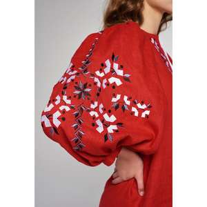 Blusa Étnica Boho de Algodón Rojo Bordado para Mujer con Mangas Abullonadas Completas y Cuello con Borlas - Product Image 3