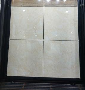 Image réelle de carreaux de marbre aspect marbre beige, antidérapants, résistants aux taches, professionnels PGVT 60x60cm 600x600mm GVT PGVT CARREAUX DE SOL - Product Image 3