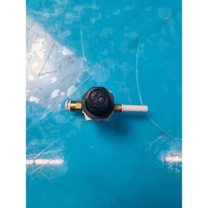Vanne à diaphragme haute pureté CKD AGD21V-X0268 utilisée comme pièce détachée pour équipement semi-conducteur d'occasion - Product Image 2