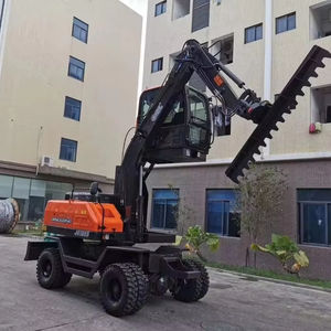 Miniexcavadora Usada Versátil de 3 Toneladas con Brazo Oscilante Desplazable y Orugas de Goma para Operaciones de Construcción en Espacios Reducidos - Product Image 1