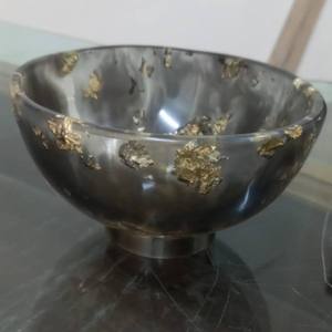 Tazón para Ensalada de Resina Pulida Personalizado con Acabado Epóxico, Centro de Mesa Decorativo Único para Fiestas en Casa Modernas y para Regalo - Product Image 3