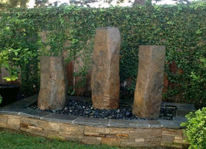Fontaine et pilier lumineux paysager extérieur 2-en-1 en colonne de basalte naturel pour la conception de jardins de luxe - Product Image 3
