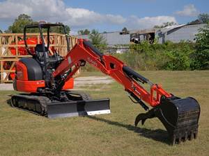 Compre la Excavadora de Orugas KX033-4 con Diseño de Giro Cero, Controles Fluidos, Motor y Bomba de Alta Eficiencia a Bajo Precio - Product Image 6