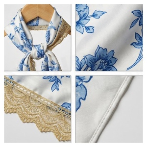 Pañuelo de Seda Cuadrado para Mujer MOSTU APPROACH, Estampado Floral, Elegante, Multifuncional, Accesorio de Moda para Todas las Temporadas - Product Image 4