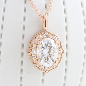 จี้เพชรรูปวงรีสีโรสโกลด์ทรงฮาโล เพาะเลี้ยงในห้องปฏิบัติการ - Product Image 1